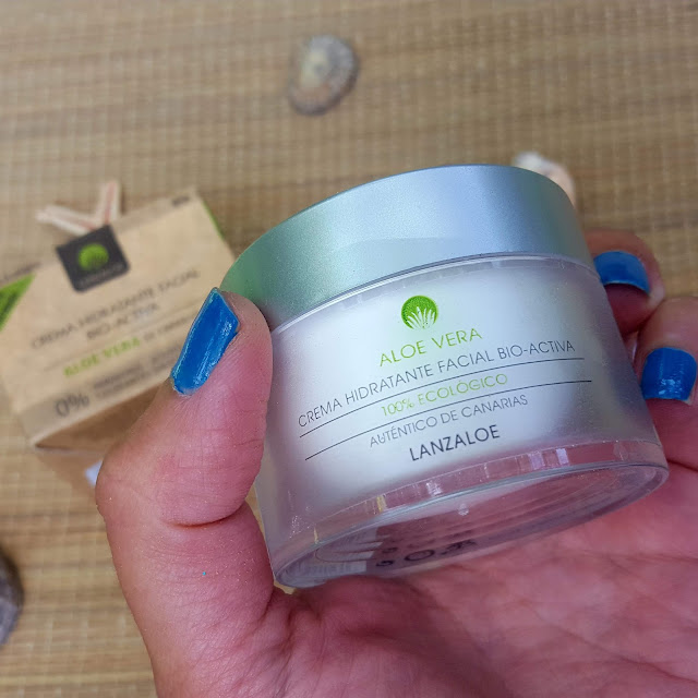 crema facial con áloe de Lanzaloe