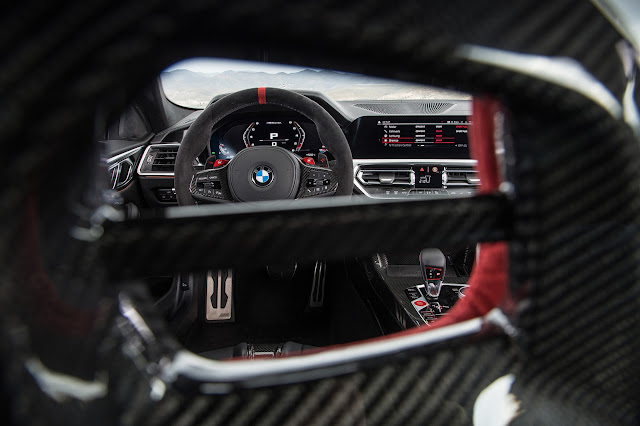 2023 BMW M4 CSL is equipped with BMW Live Cockpit Professional.