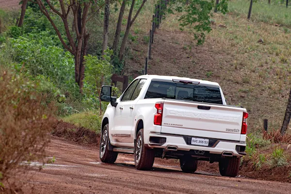 Nova Silverado 2024 chega ao Brasil: preço de R$ 519.990; fotos, consumo e detalhes