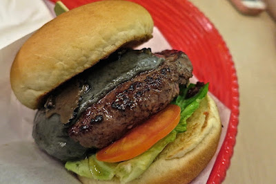 Omakase Burger, black truffle burger