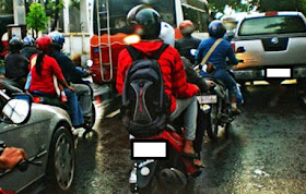 lampu belakang tertutup tas pakaian berbahaya