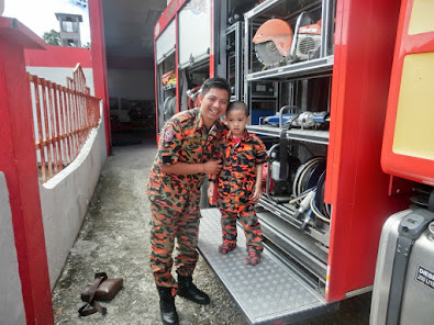Trip to Beaufort Fire Station by PAPN Membakut; the firefighter truck