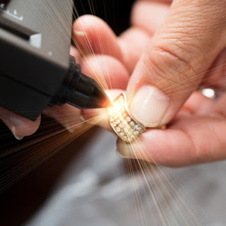 Vì sao phương pháp dùng máy thử kim cương được ưa chuộng?