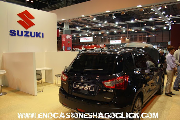 Stand Suzuki salon del automovil de madrid 2014