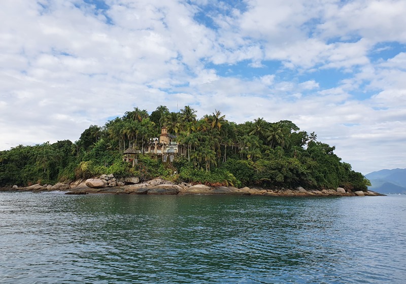 Passeio de lancha Paraty Saco do Mamanguá