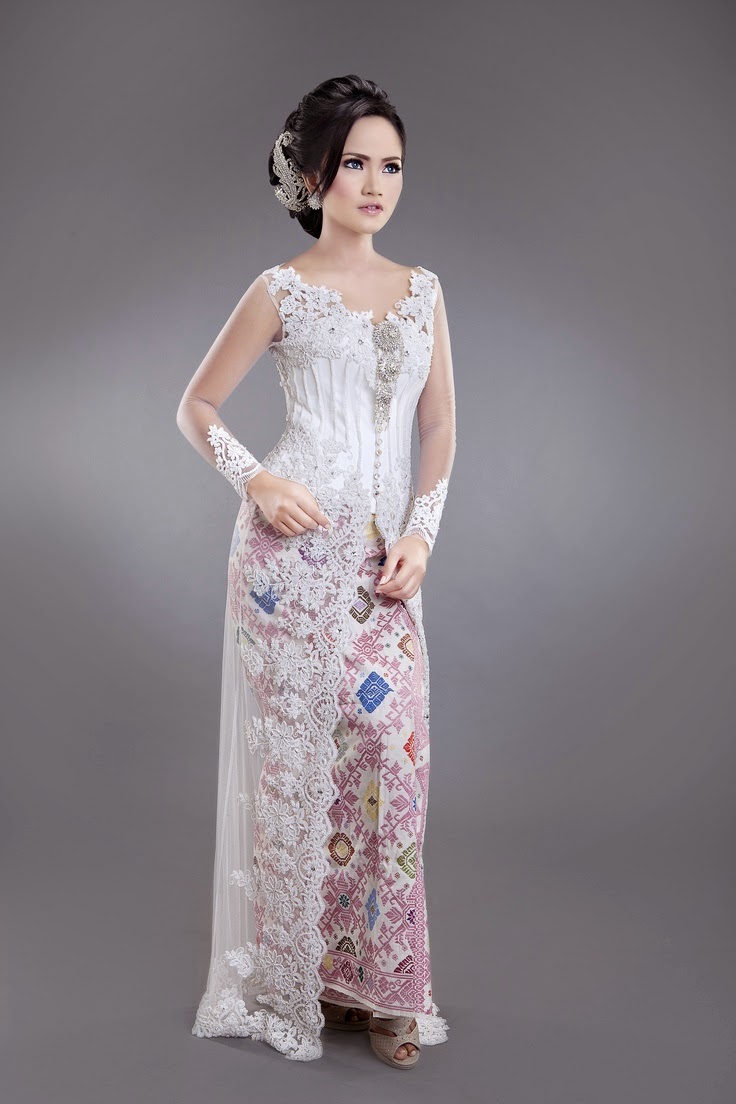 Kumpulan Desain Model  Gaun  Kebaya  Panjang 