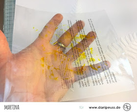 http://danipeuss.blogspot.com/2017/01/layouthintergrund-mit-distress-ink.html