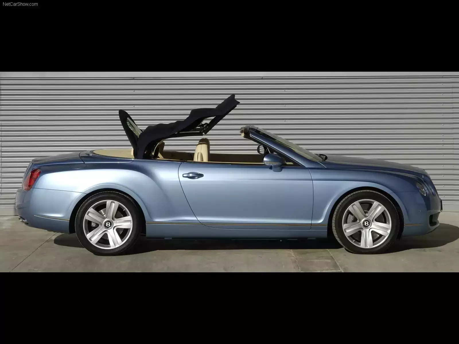 Hình ảnh xe ô tô Bentley Continental GTC 2006 & nội ngoại thất