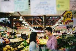 Konsep Prewedding di pasar