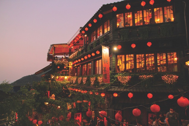 Bay Đông Bắc Á vé 0 đồng <a href=