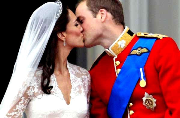 kate and william wedding dress. prince william kate middleton