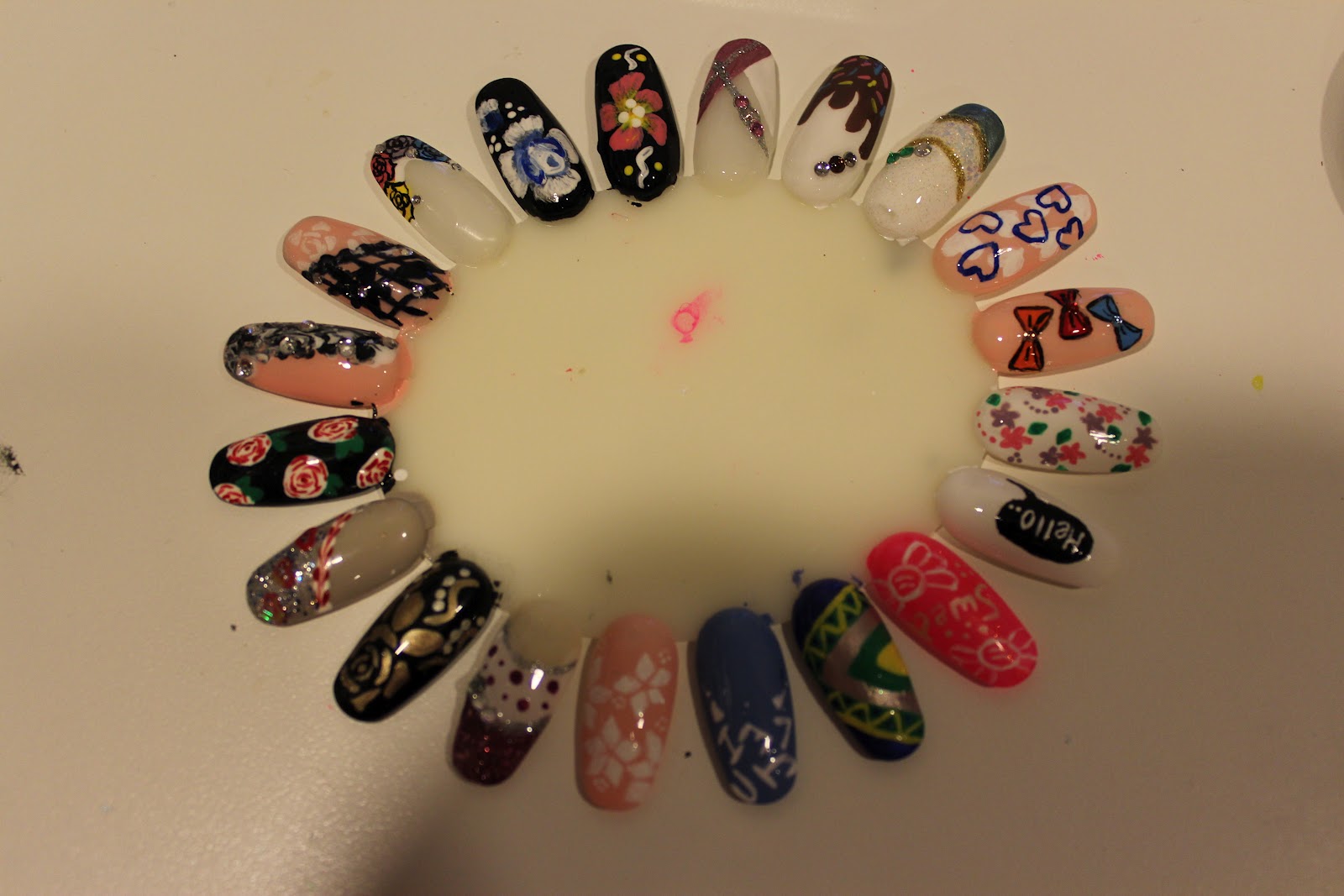 Baking Recipes and Nail Design all in one: New Nail Designs =D