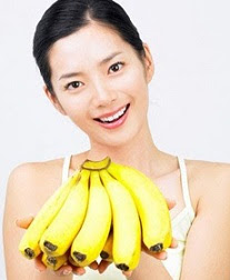http://www.jadigitu.com/2011/06/merawat-kecantikan-kulit-dengan-pisang.html