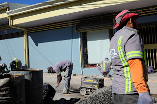 Sidewalk construction in Puriscal