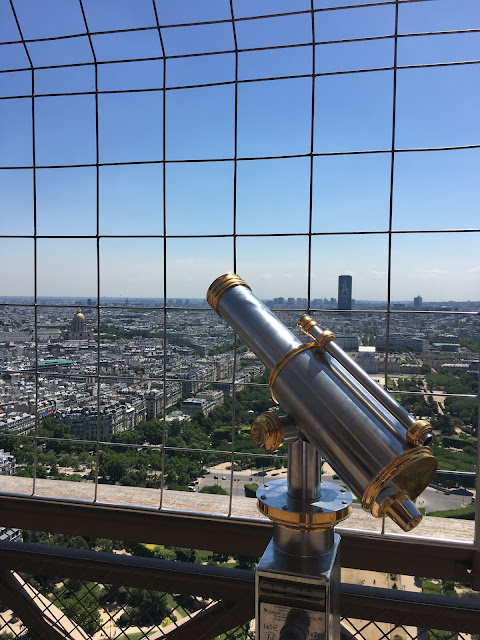 Eiffel tower paris view