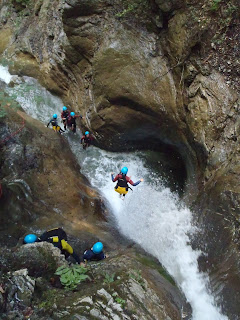 canyon de Nyon,séjour,canyoning,plouf,le canyoneur,saut,toboggan,rappel