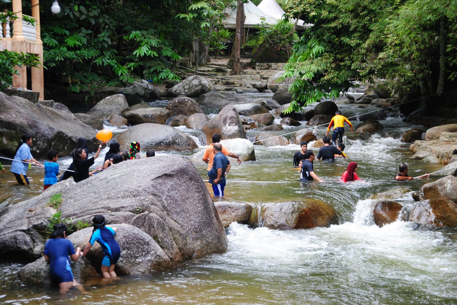Kalumpang Resort & Training Centre: Keindahan Sungai