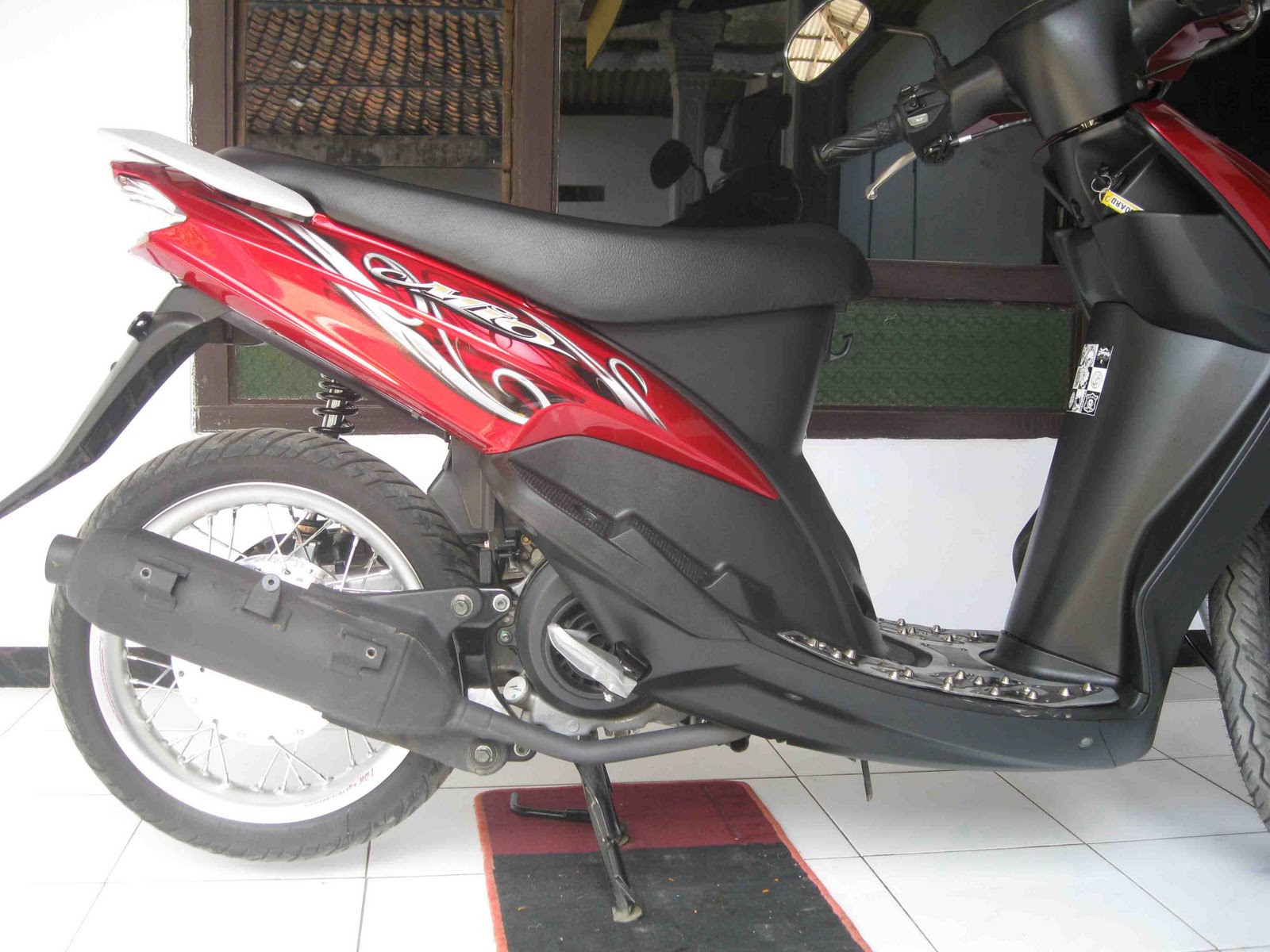 Mio Sporty Modif Menggunakan Velg TDR Silver 215x14 Inch Budi