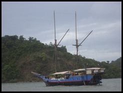 Indonesia, Labuan Bajo, 7 January 2013 (6)