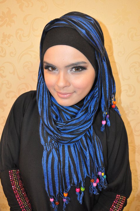 Download this Muslim Women Fashions picture