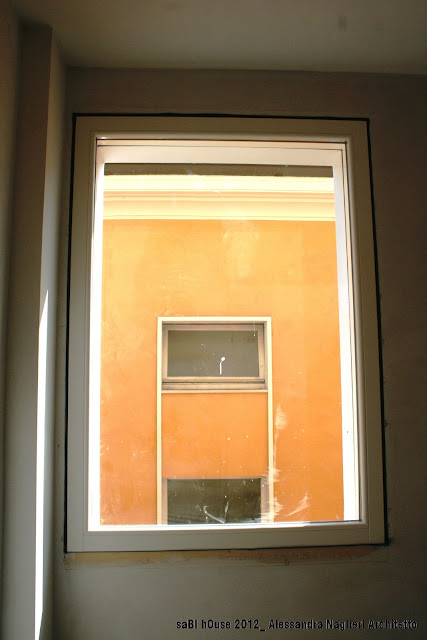 finestra in legno wood window