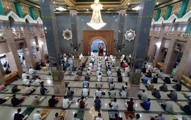 Daripada Pasok Materi Khotbah, MUI Minta Kemenag Pasang Wifi di Masjid