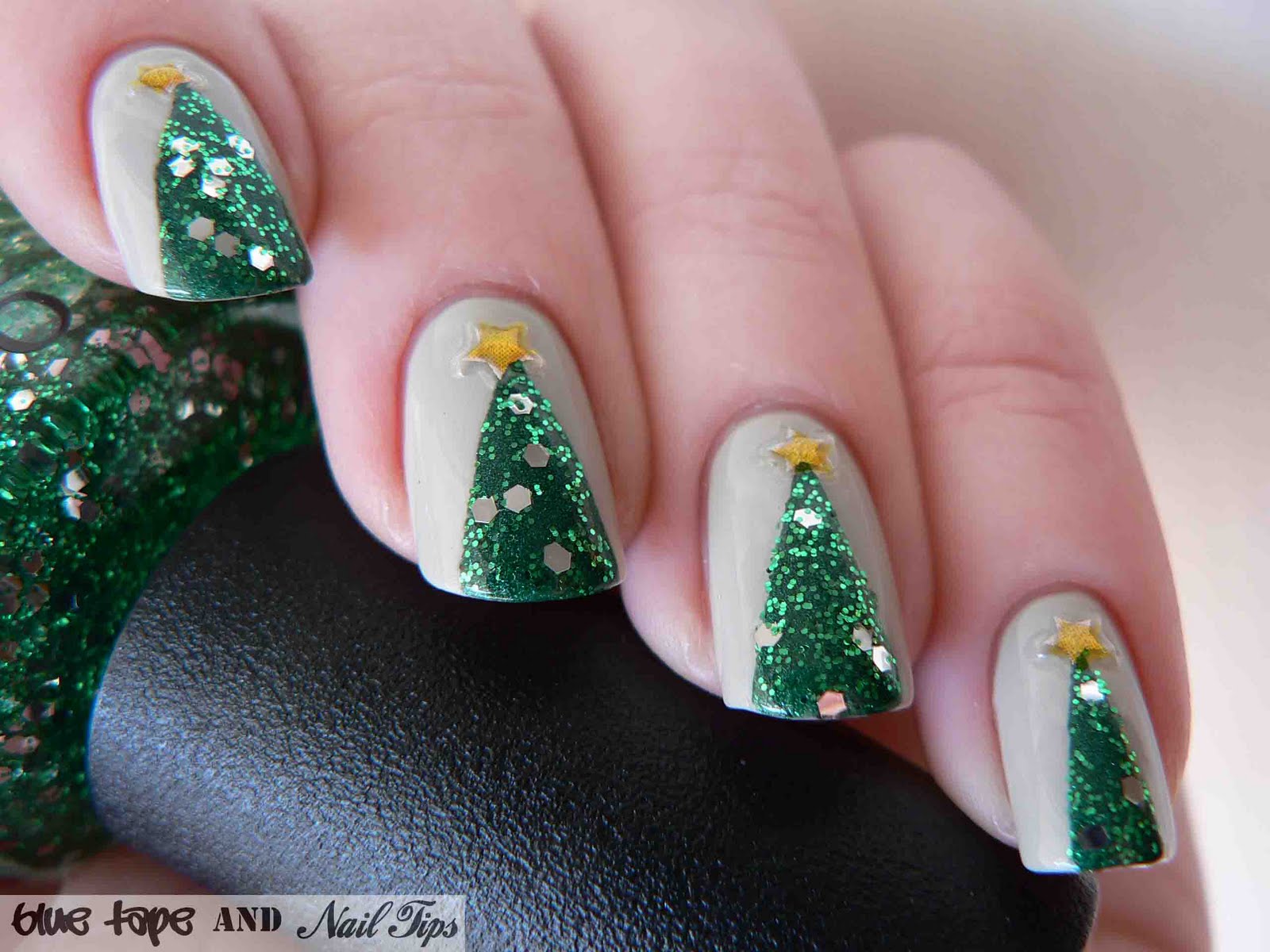 xmas tree nail designs