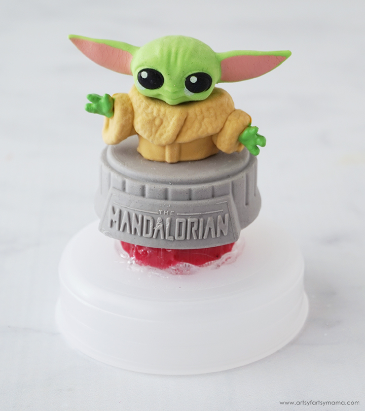 Baby Yoda Snow Globe