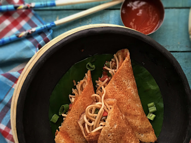 Schezwan Dosa | Bombay Style Schezwan Dosa | Dosa With Chow Mein Noodle Stuffing|