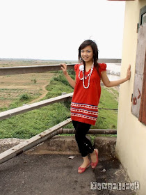 pretty-girl-angle-smile