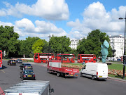 Big Bus Tour of London (img )