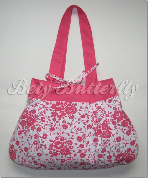 bolsa rosinha e branca