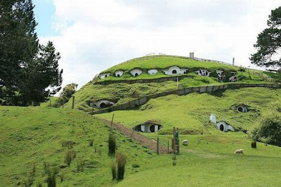 Desa Hobbiton Yang Terlupakan [ www.BlogApaAja.com ]