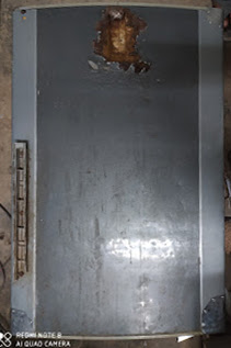 Rusted old referigerator door