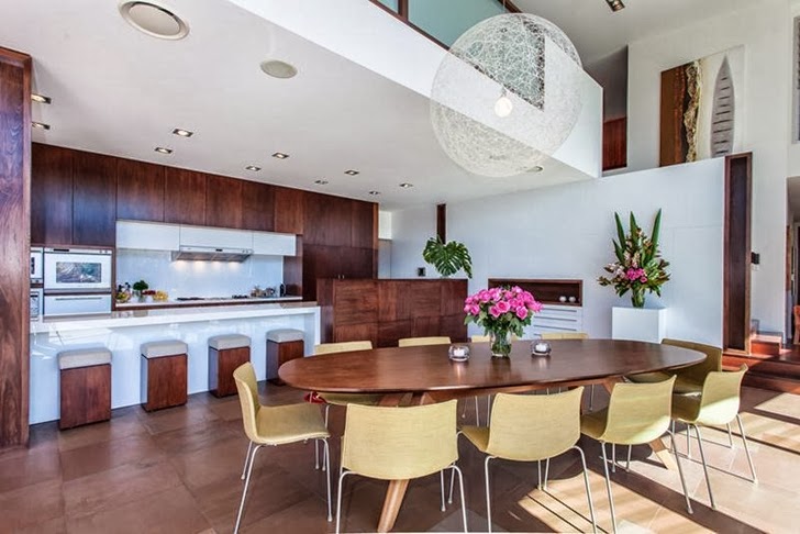Dining table in Classy contemporary house in Casuarina, Australia