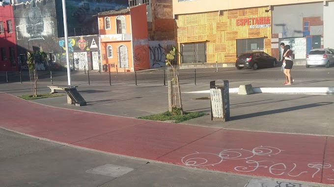 Vândalos estão  acabando com os equipamentos da orla do Rio Vermelho