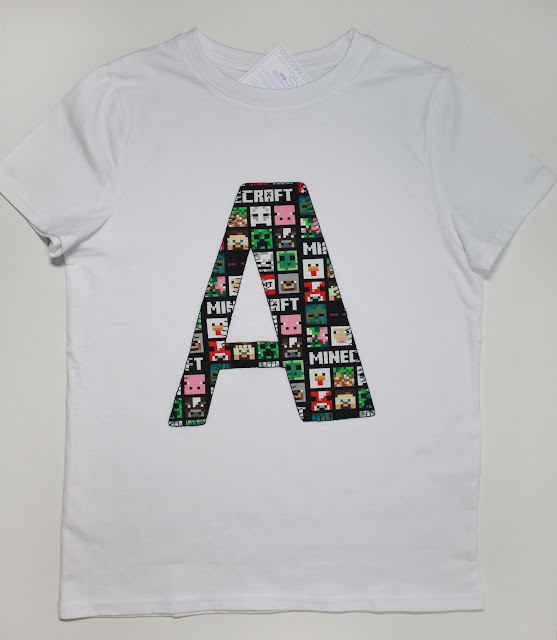 camiseta minecraft con la inicial