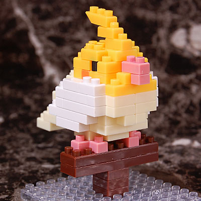 プチブロックのオカメインコ