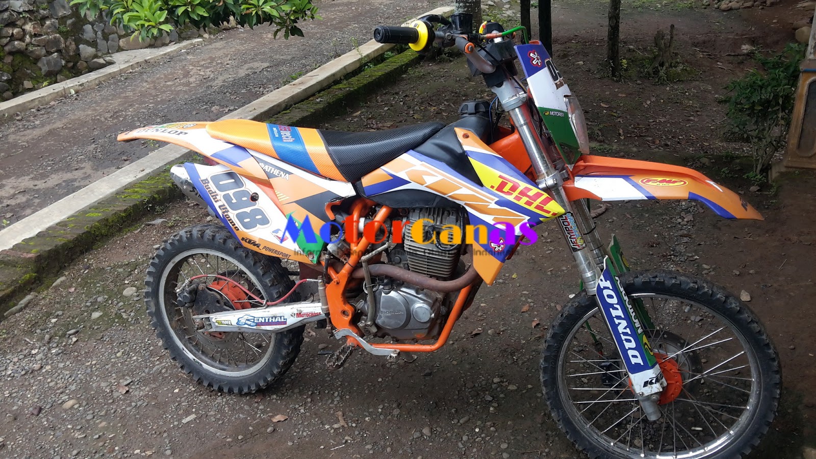  Modifikasi Honda Megapro Jadi Trail KTM 250 