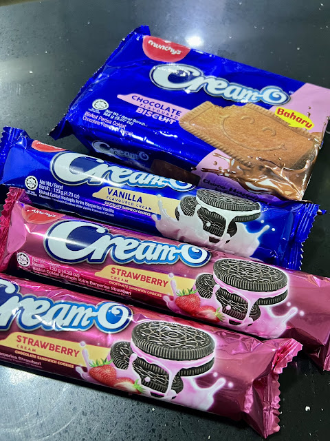 Memperkenalkan Cream-O Strawberi serba baharu!  Berry ONZ dengan Setiap Gigitan!