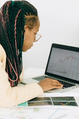 saham-trading-perusahaan-rasio keuangan