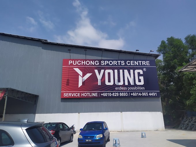 Kena beli kasut baru gara-gara ke Puchong Sport Centre