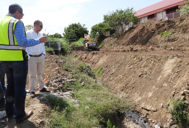 Preparan instalación de tubería pluvial en Korobó