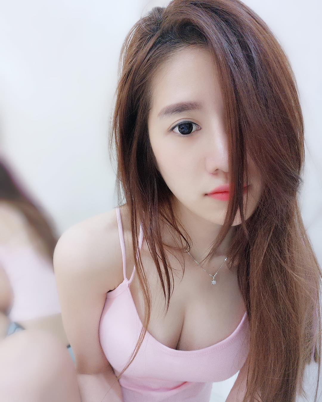 Tan chảy trước hình ảnh nóng bỏng của hot girl Quah Sue Theng