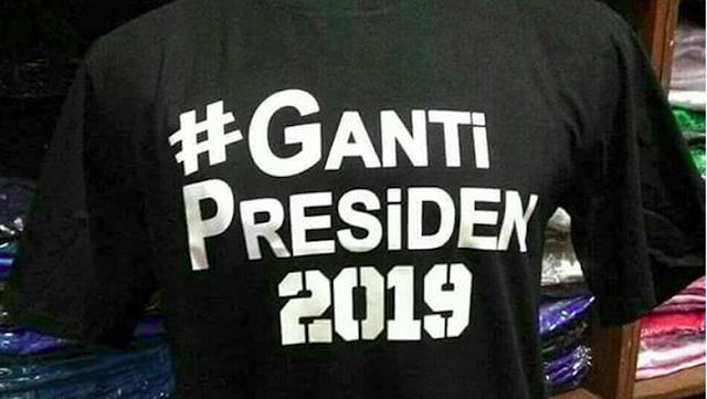 Jokowi Ngejek Gerakan "2019gantipresiden"