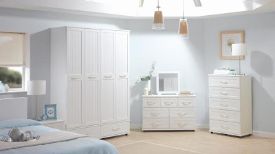 Dormitorio blanco, elegante diseño