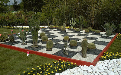 JARDIN TABLERO DE AJEDREZ