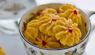 kue semprit dahlia