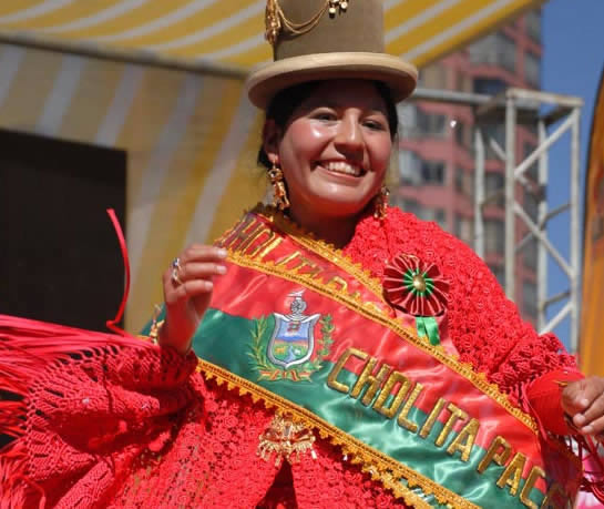 Cholitas de fiesta