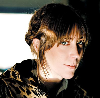 Foto de Beth Orton con flequillo